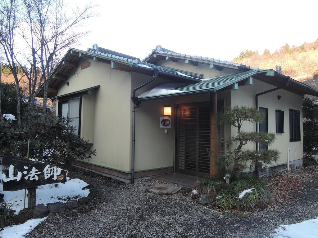 Minshuku Mizuwake Hotel Kokonoe Buitenkant foto