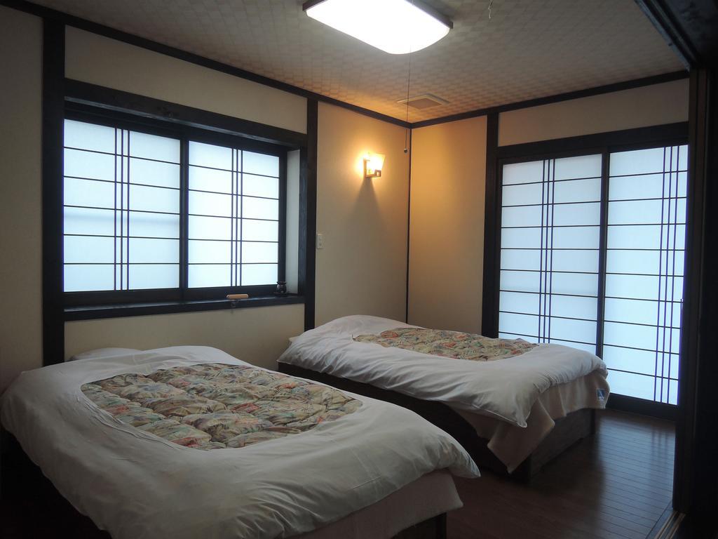 Minshuku Mizuwake Hotel Kokonoe Buitenkant foto